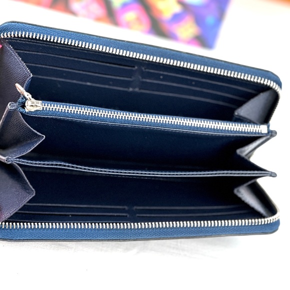 ❌SOLD❌ 💎 Louis Vuitton Navy Epi leather Zippy Wallet - Picture 8 of 14